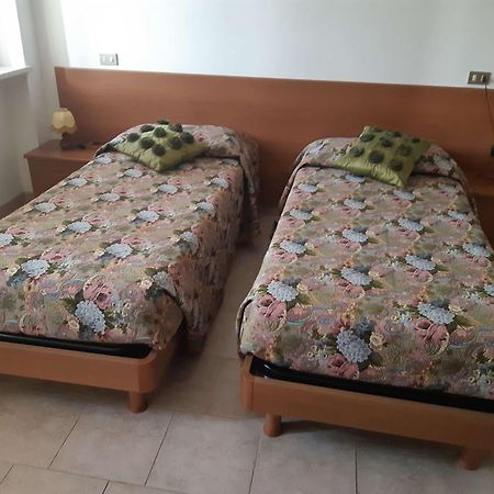 Illasi Agriturismo Andreis Alloggi מראה חיצוני תמונה